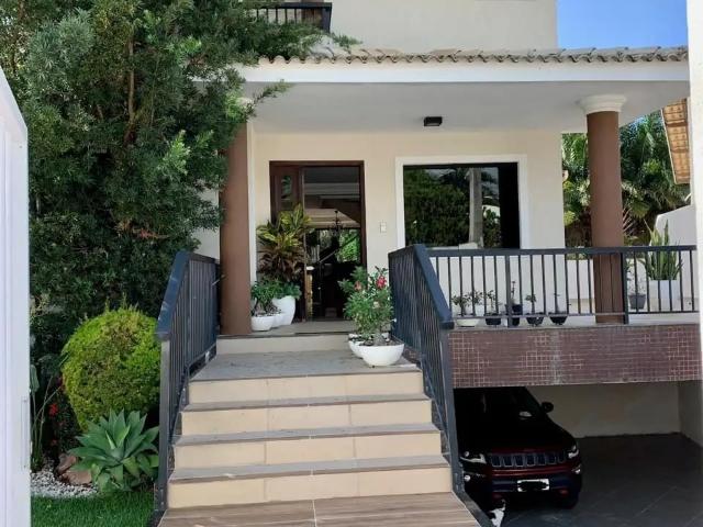 Casa / Sobrado em Condomínio para Venda em Lauro de Freitas/BA Jardim Carapina 4 Quartos