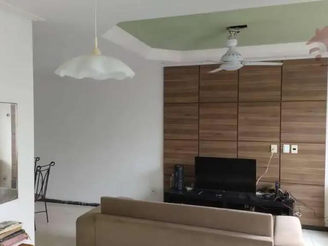 Casa / Sobrado em Condomínio para Venda em Lauro de Freitas/BA Jardim do Jockey 3 Quartos