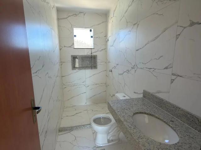 Casa / Sobrado em Condomínio para Venda em Lauro de Freitas/BA Jardim do Jockey 4 Quartos