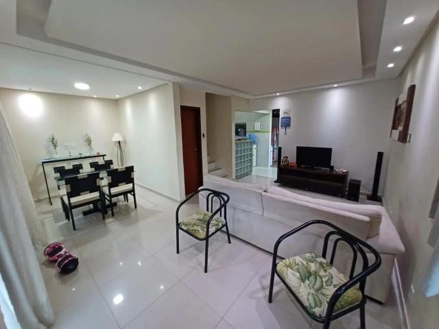Casa / Sobrado em Condomínio para Venda em Lauro de Freitas/BA Jardim Meu Ideal 3 Quartos