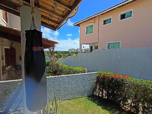Casa / Sobrado em Condomínio para Venda em Lauro de Freitas/BA Miragem 3 Quartos