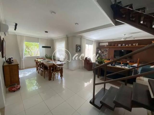 Casa / Sobrado em Condomínio para Venda em Lauro de Freitas/BA Miragem 5 Quartos