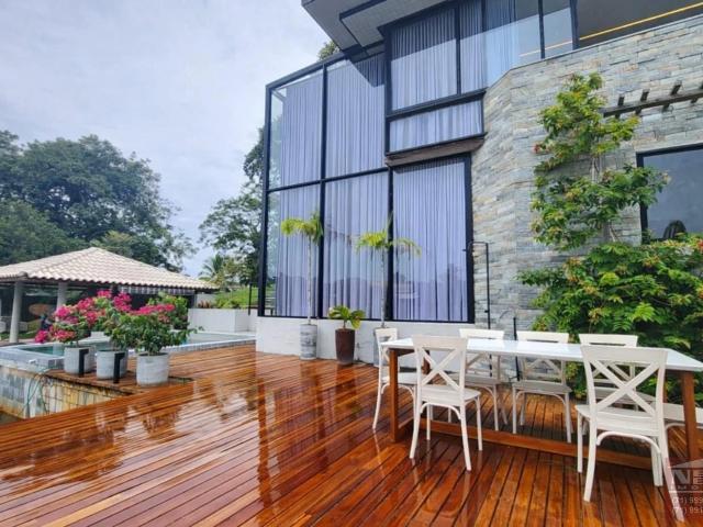 Casa / Sobrado em Condomínio para Venda em Lauro de Freitas/BA Parque Encontro das Águas 6 Quartos
