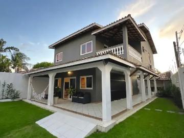 Casa / Sobrado em Condomínio para Venda em Lauro de Freitas/BA Pitangueiras 3 Quartos