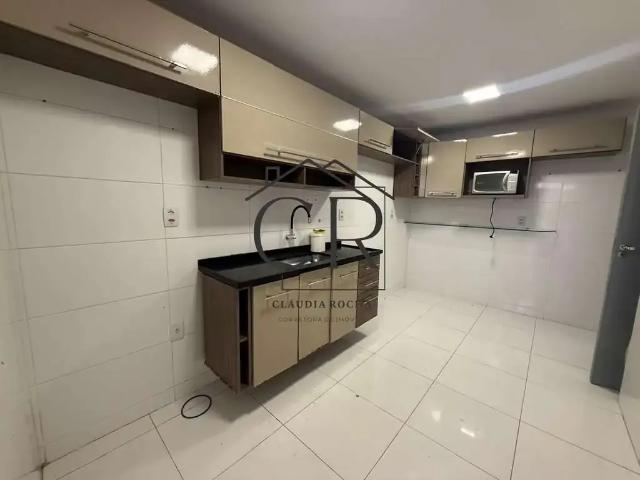 Casa / Sobrado em Condomínio para Venda em Lauro de Freitas/BA Pitangueiras 3 Quartos