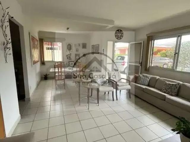 Casa / Sobrado em Condomínio para Venda em Lauro de Freitas/BA Pitangueiras 3 Quartos