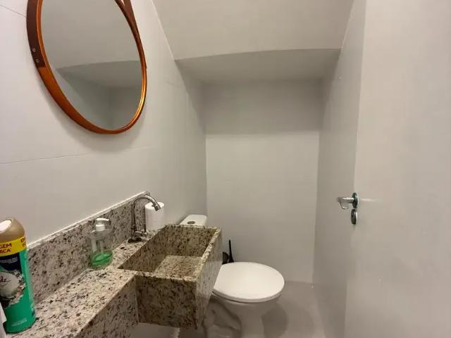 Casa / Sobrado em Condomínio para Venda em Lauro de Freitas/BA Pitangueiras 4 Quartos