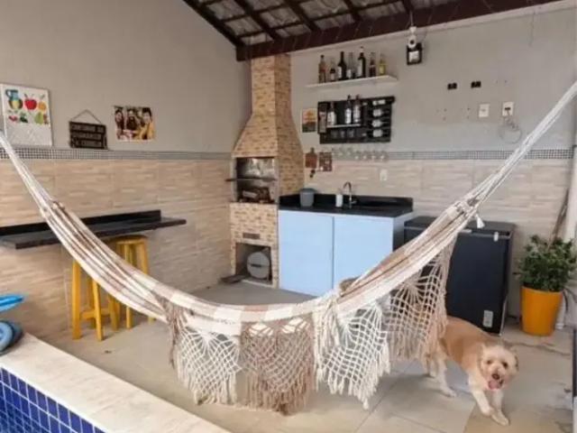 Casa / Sobrado em Condomínio para Venda em Lauro de Freitas/BA Pitangueiras 4 Quartos