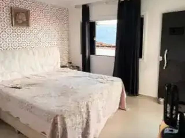 Casa / Sobrado em Condomínio para Venda em Lauro de Freitas/BA Pitangueiras 4 Quartos
