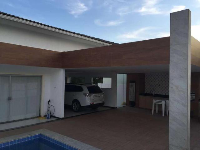Casa / Sobrado em Condomínio para Venda em Lauro de Freitas/BA Portão 3 Quartos