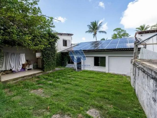 Casa / Sobrado em Condomínio para Venda em Lauro de Freitas/BA Portão 3 Quartos