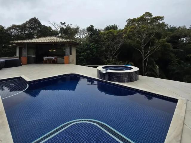 Casa / Sobrado em Condomínio para Venda em Lauro de Freitas/BA Portão 7 Quartos
