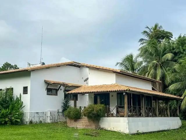 Casa / Sobrado em Condomínio para Venda em Lauro de Freitas/BA Portão 4 Quartos