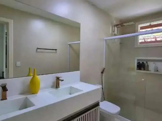 Casa / Sobrado em Condomínio para Venda em Lauro de Freitas/BA Portão 4 Quartos
