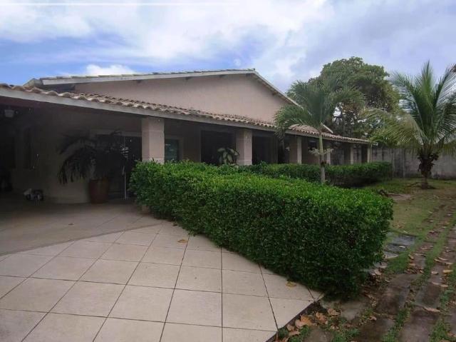Casa / Sobrado em Condomínio para Venda em Lauro de Freitas/BA Portão 4 Quartos