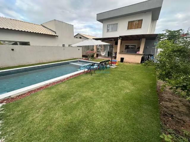 Casa / Sobrado em Condomínio para Venda em Lauro de Freitas/BA Portão 4 Quartos