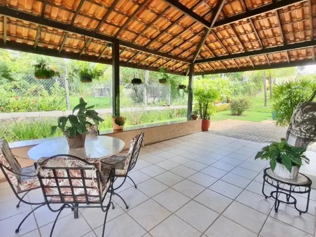Casa / Sobrado em Condomínio para Venda em Lauro de Freitas/BA Portão 4 Quartos