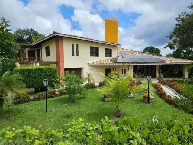 Casa / Sobrado em Condomínio para Venda em Lauro de Freitas/BA Portão 5 Quartos