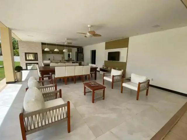 Casa / Sobrado em Condomínio para Venda em Lauro de Freitas/BA Portão 5 Quartos