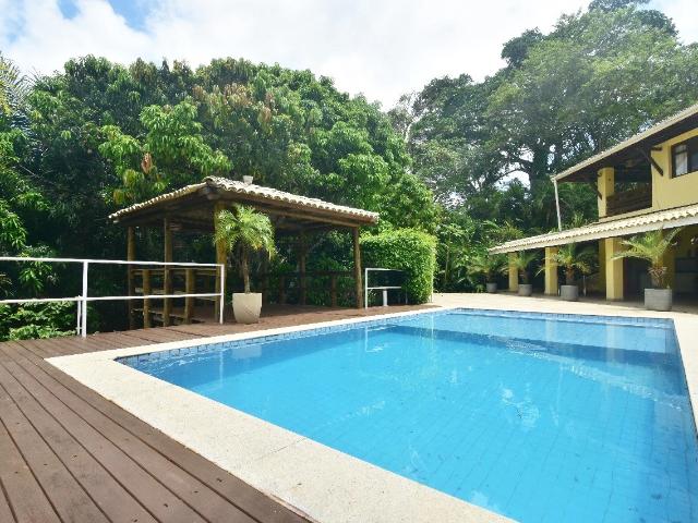 Casa / Sobrado em Condomínio para Venda em Lauro de Freitas/BA Portão 5 Quartos