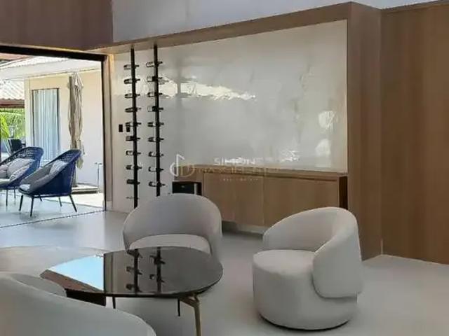 Casa / Sobrado em Condomínio para Venda em Lauro de Freitas/BA Portão 5 Quartos