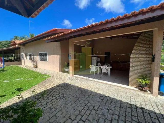 Casa / Sobrado em Condomínio para Venda em Lauro de Freitas/BA Portão 5 Quartos