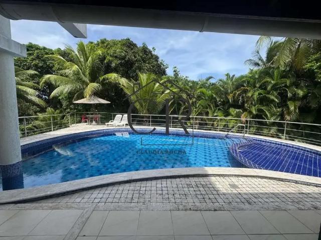 Casa / Sobrado em Condomínio para Venda em Lauro de Freitas/BA Portão 5 Quartos