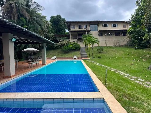 Casa / Sobrado em Condomínio para Venda em Lauro de Freitas/BA Portão 6 Quartos