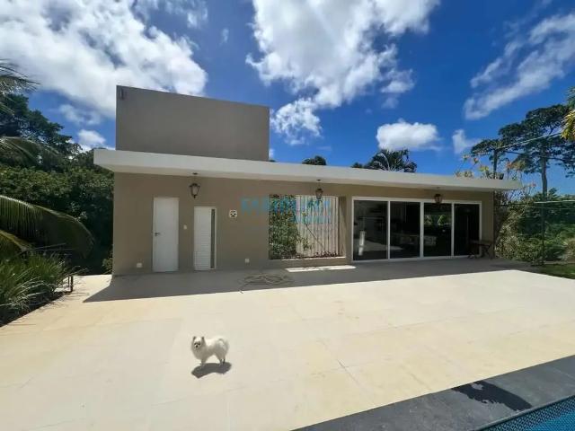 Casa / Sobrado em Condomínio para Venda em Lauro de Freitas/BA Portão 6 Quartos