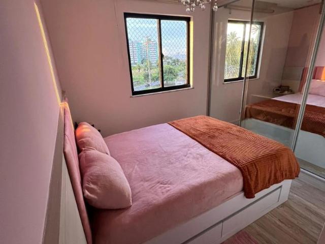 Casa / Sobrado em Condomínio para Venda em Lauro de Freitas/BA Recreio Ipitanga 2 Quartos