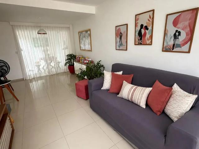 Casa / Sobrado em Condomínio para Venda em Lauro de Freitas/BA Recreio Ipitanga 3 Quartos