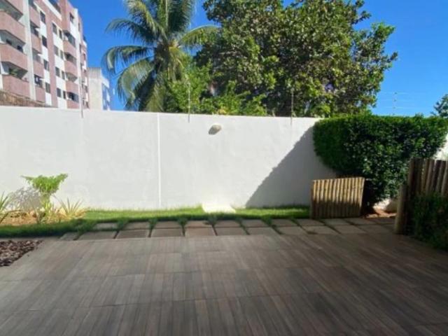 Casa / Sobrado em Condomínio para Venda em Lauro de Freitas/BA Recreio Ipitanga 4 Quartos
