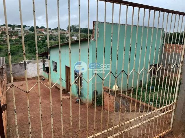Casa / Sobrado em Condomínio para Venda em Londrina/PR Colinas 2 Quartos