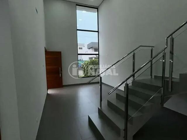 Casa / Sobrado em Condomínio para Venda em Londrina/PR Conjunto Habitacional Alexandre Urbanas 3 Quartos
