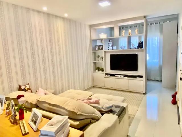 Casa / Sobrado em Condomínio para Venda em Londrina/PR Bandeirantes 3 Quartos