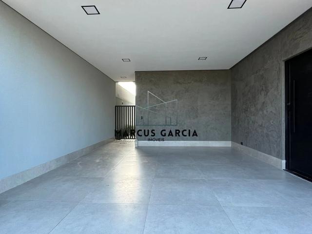 Casa / Sobrado em Condomínio para Venda em Londrina/PR Jardim Olímpico 3 Quartos
