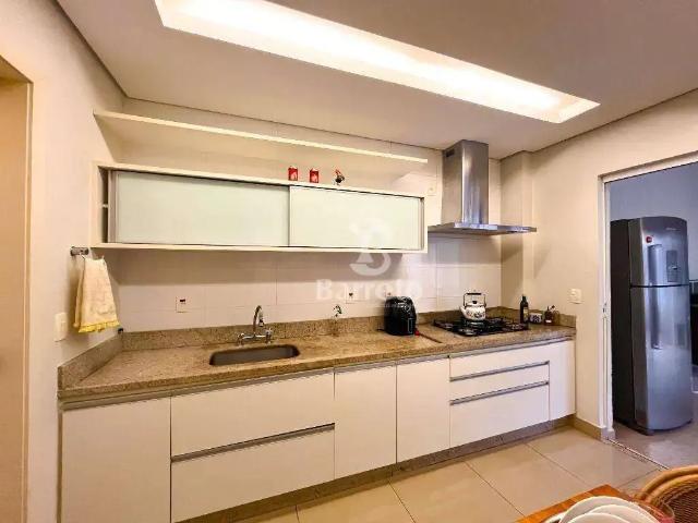 Casa / Sobrado em Condomínio para Venda em Londrina/PR Jardim Athenas 3 Quartos