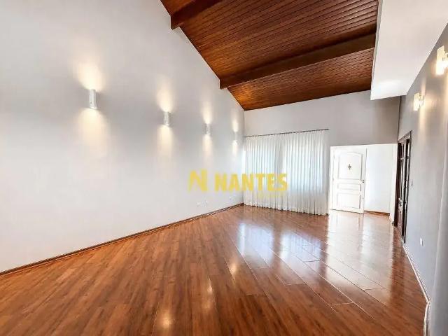 Casa / Sobrado em Condomínio para Venda em Londrina/PR Parque Residencial Alcântara 3 Quartos