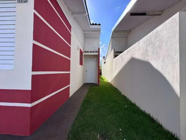 Casa / Sobrado em Condomínio para Venda em Londrina/PR Residencial Terra Nova 2 Quartos