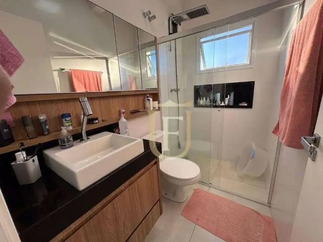 Casa / Sobrado em Condomínio para Venda em Louveira/SP Capivari 3 Quartos