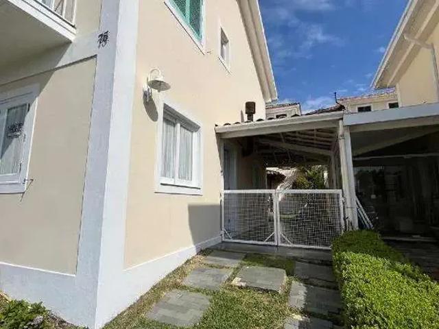 Casa / Sobrado em Condomínio para Venda em Louveira/SP Centro 3 Quartos