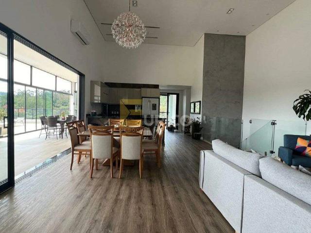 Casa / Sobrado em Condomínio para Venda em Louveira/SP Jardim Primavera 5 Quartos