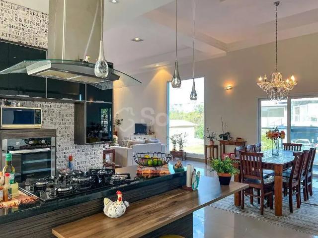 Casa / Sobrado em Condomínio para Venda em Louveira/SP Residencial Aziz Louveira 4 Quartos