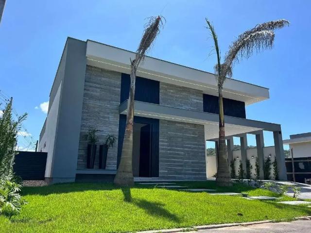 Casa / Sobrado em Condomínio para Venda em Palhoça/SC Cidade Universitária Pedra Branca 3 Quartos