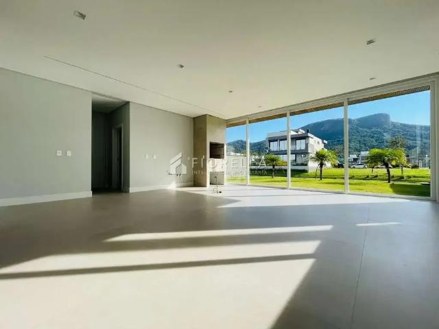 Casa / Sobrado em Condomínio para Venda em Palhoça/SC Pedra Branca 3 Quartos