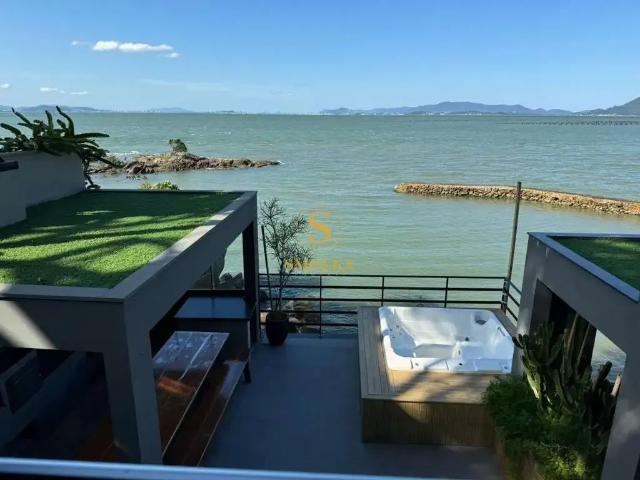 Casa / Sobrado em Condomínio para Venda em Palhoça/SC Praia de Fora 5 Quartos