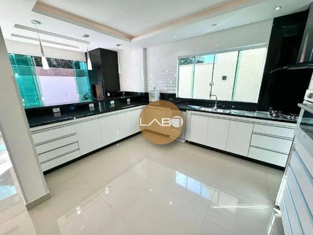 Casa / Sobrado em Condomínio para Venda em Palhoça/SC Praia de Fora 5 Quartos