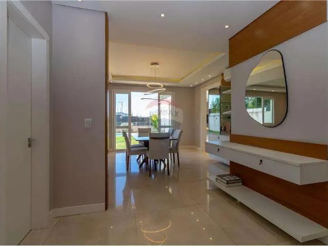 Casa / Sobrado em Condomínio para Venda em Passo Fundo/RS São José 3 Quartos