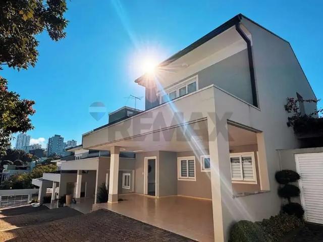 Casa / Sobrado em Condomínio para Venda em Passo Fundo/RS Vila Lucas Araújo 3 Quartos