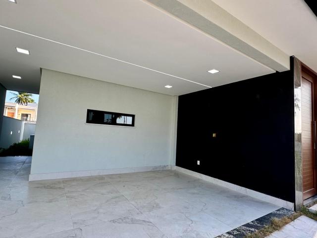 Casa / Sobrado em Condomínio para Venda em Parnamirim/RN Cajupiranga 5 Quartos